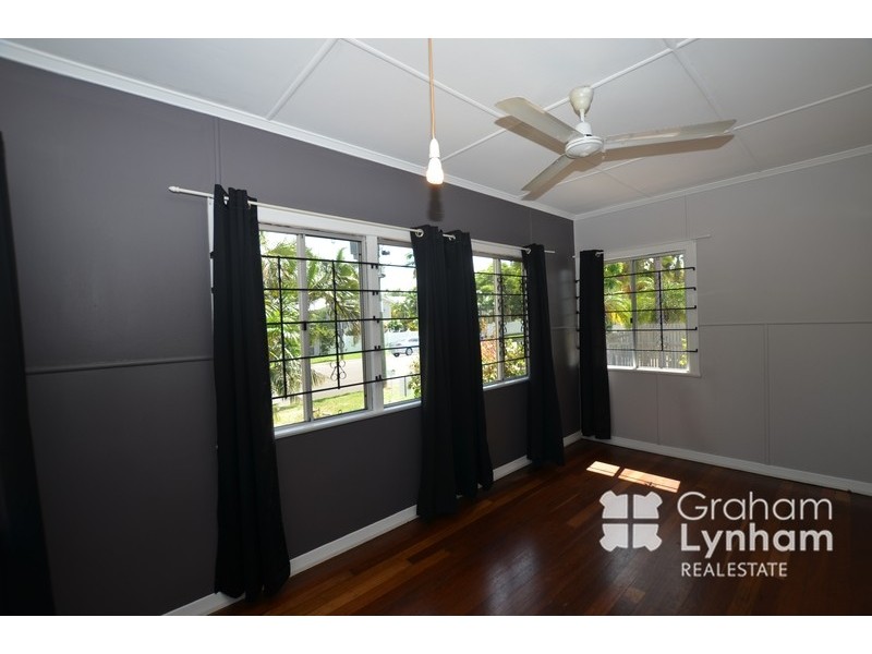 Hermit Park QLD 4812