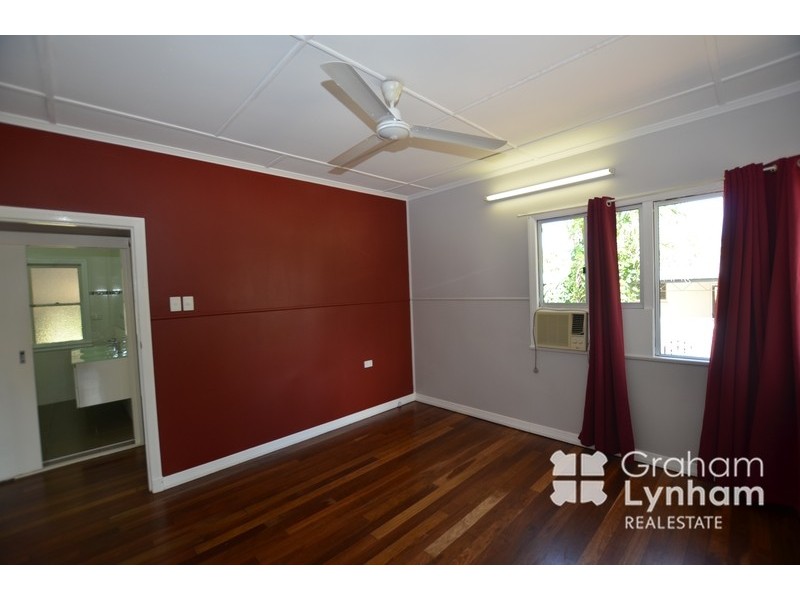 Hermit Park QLD 4812