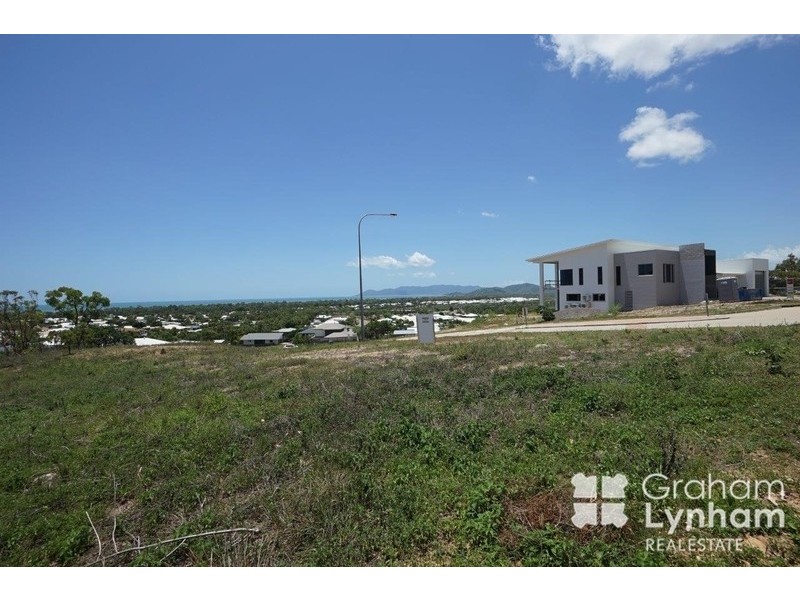 50 Goicoechea Drive, Bushland Beach QLD 4818