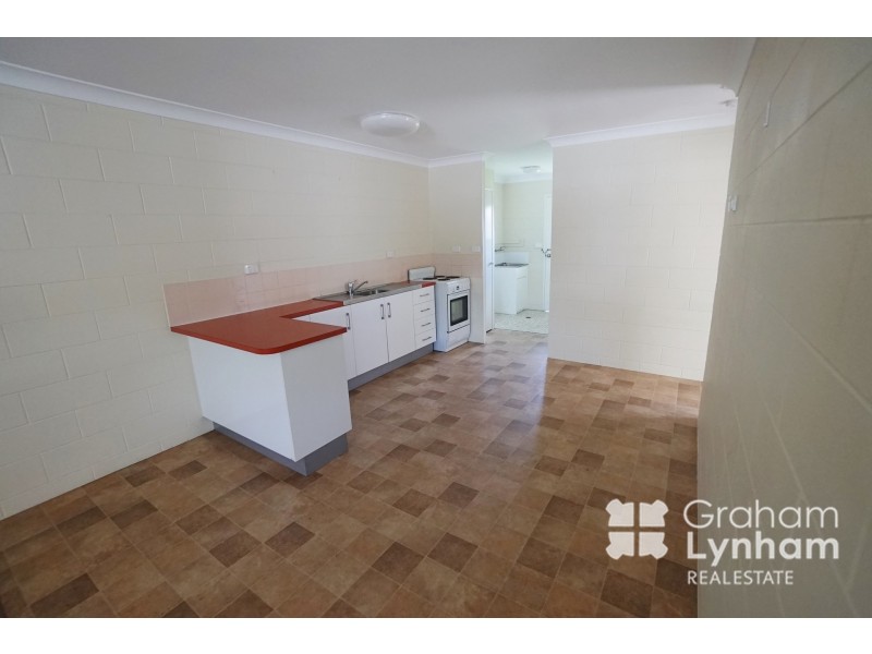 2/183 Bayswaters Road, Currajong QLD 4812