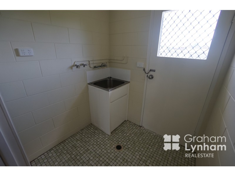 2/183 Bayswaters Road, Currajong QLD 4812