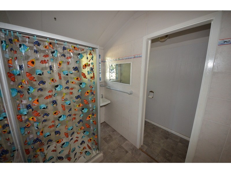 12 Reef Street, Saunders Beach QLD 4818