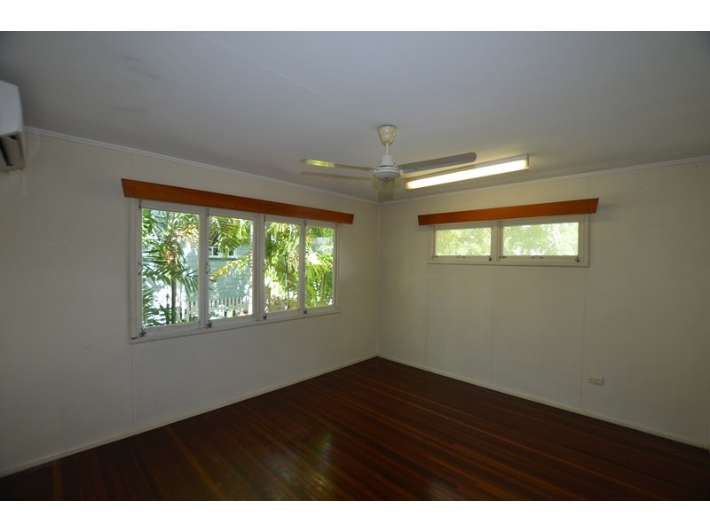 Hermit Park QLD 4812