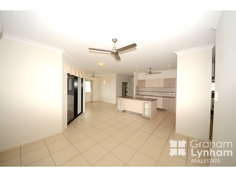 10  Baxendell Place, Bushland Beach QLD 4818