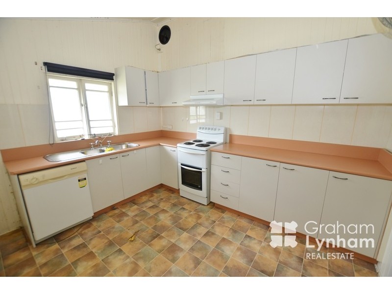 35  Norris Street, Hermit Park QLD 4812