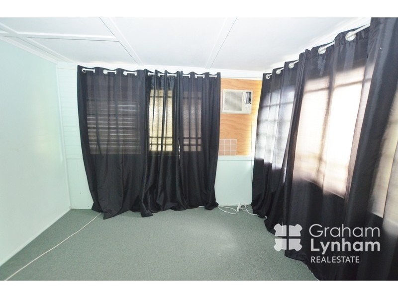 35  Norris Street, Hermit Park QLD 4812