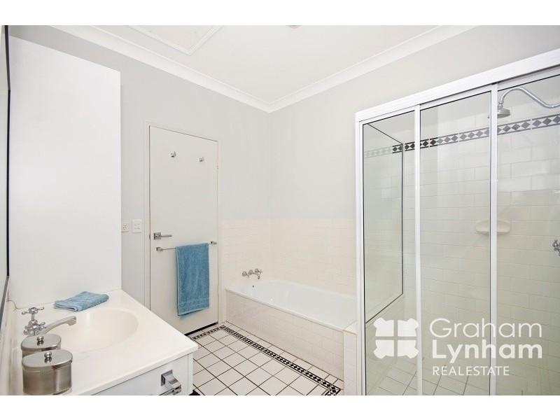 1/48 Roberts Street, Hermit Park QLD 4812