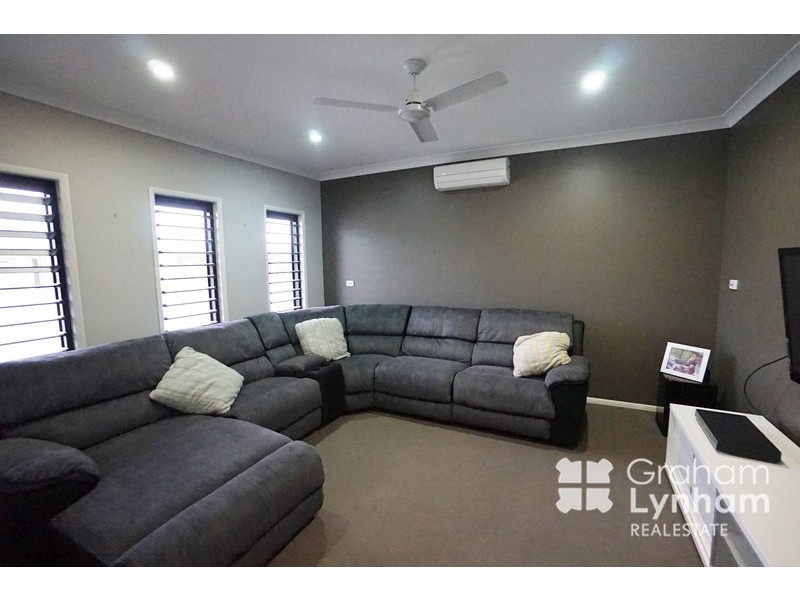 18 Ashmore Crescent, Burdell QLD 4818