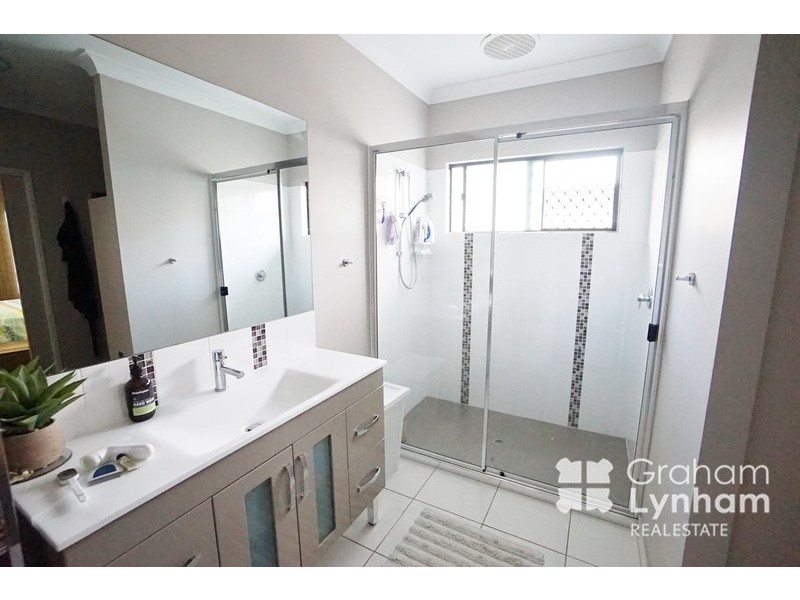 18 Ashmore Crescent, Burdell QLD 4818