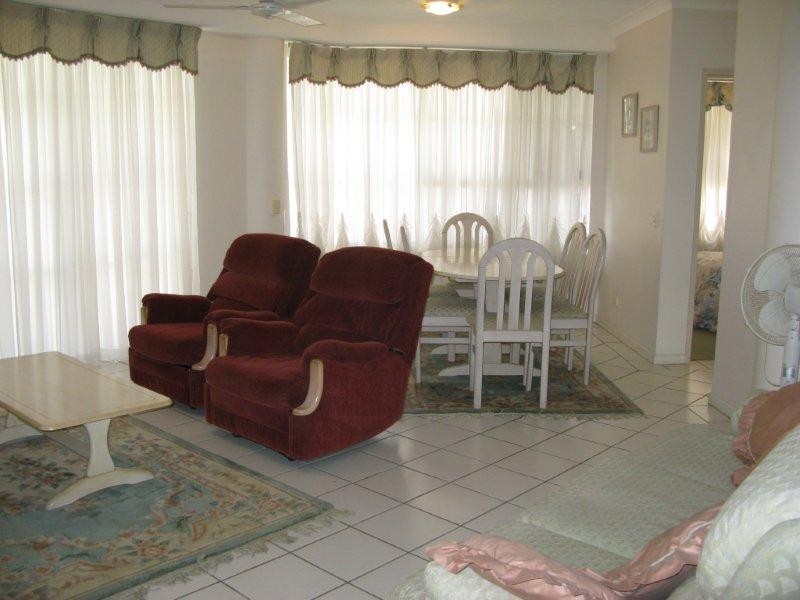 2C/3-7 The Strand, Townsville QLD 4810