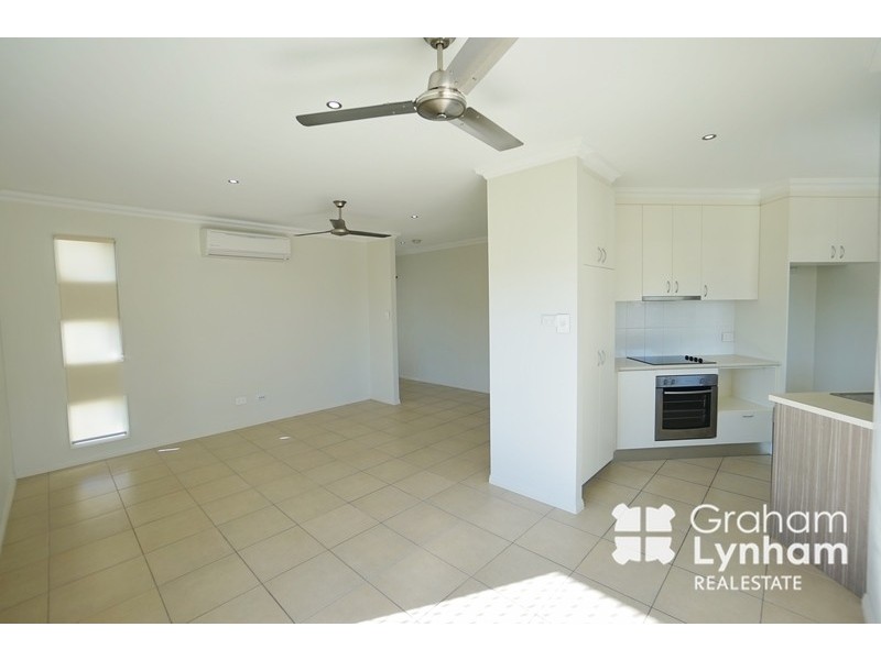 1 Lochern Way, Bushland Beach QLD 4818