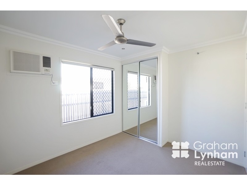 1 Lochern Way, Bushland Beach QLD 4818