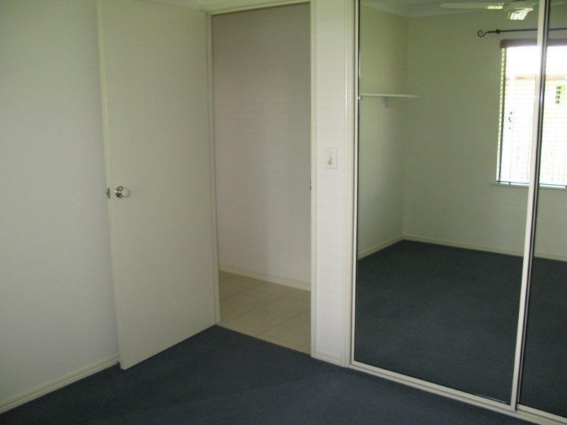 4 Paperbark Place, Mount Louisa QLD 4814