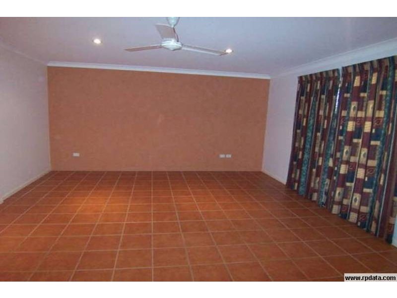 23 Minstrel Court, Bushland Beach QLD 4818