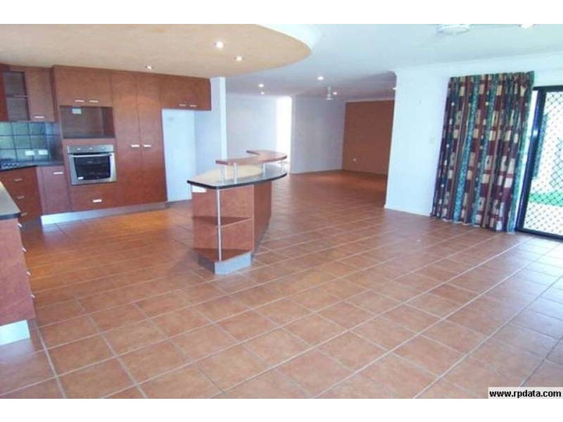 23 Minstrel Court, Bushland Beach QLD 4818