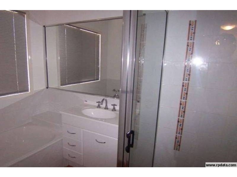 23 Minstrel Court, Bushland Beach QLD 4818