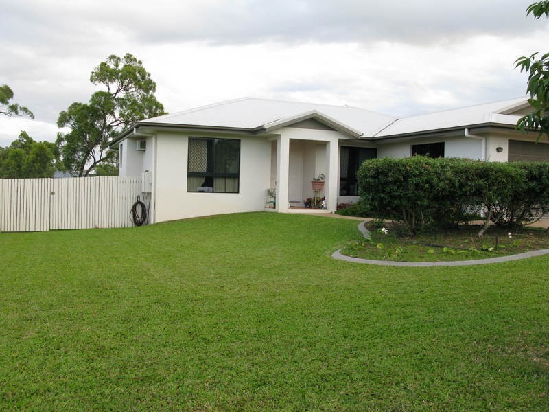 23 Minstrel Court, Bushland Beach QLD 4818