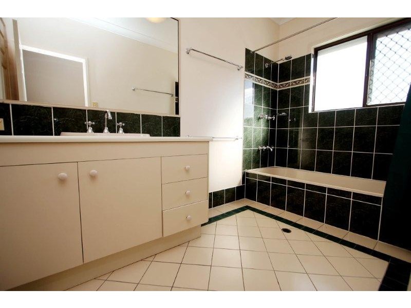 8 Linaria Court, Annandale QLD 4814