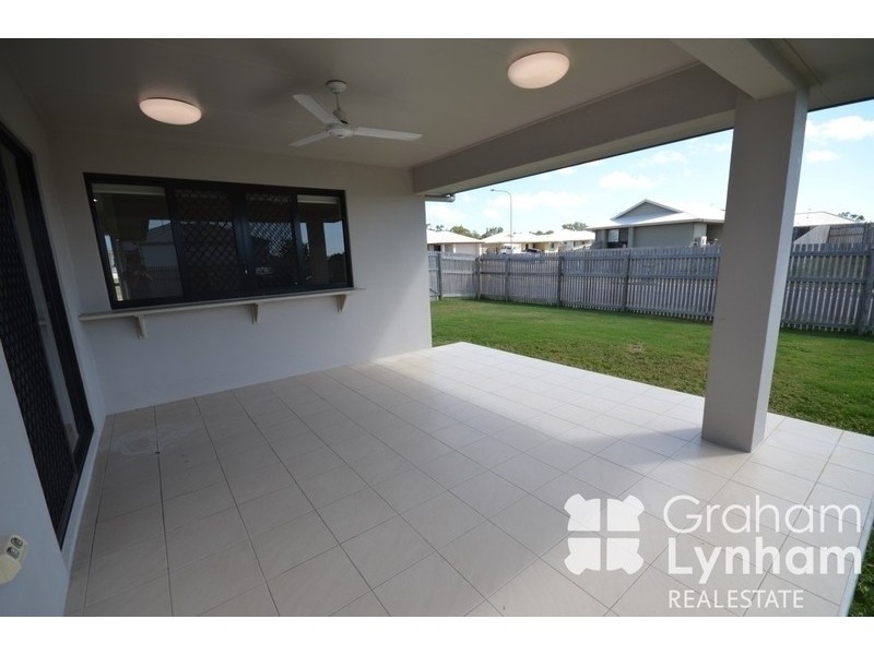 26 Limerick Way, Mount Low QLD 4818