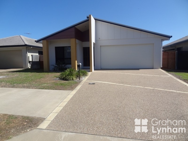 12 Dunlop street, Kelso QLD 4815