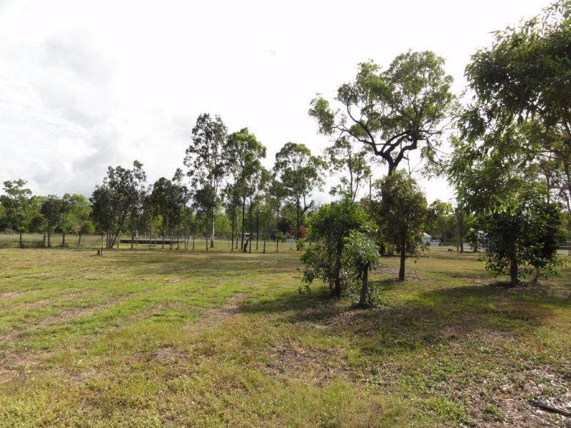 11 Lodestone Drive, Bluewater QLD 4818