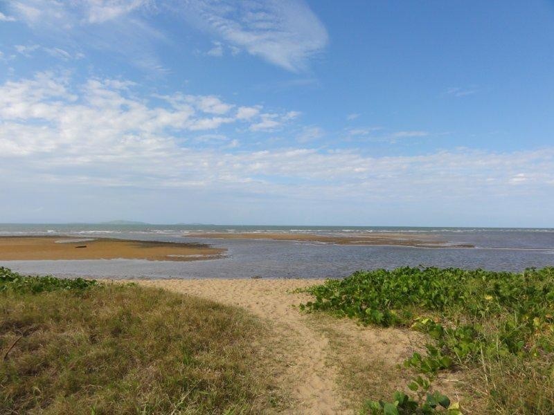 11 Lodestone Drive, Bluewater QLD 4818