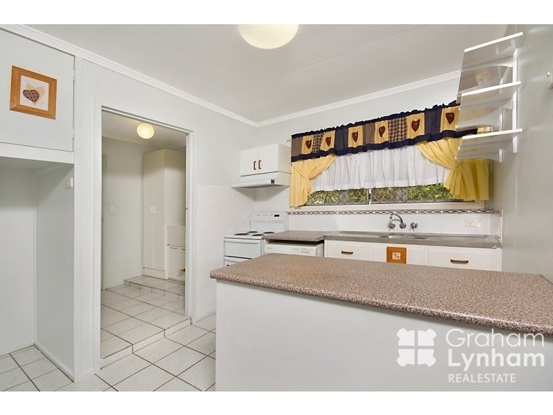 33 Bayswater Terrace, Hyde Park QLD 4812