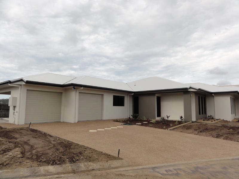 1/60 Phoenix Parade, Kirwan QLD 4817