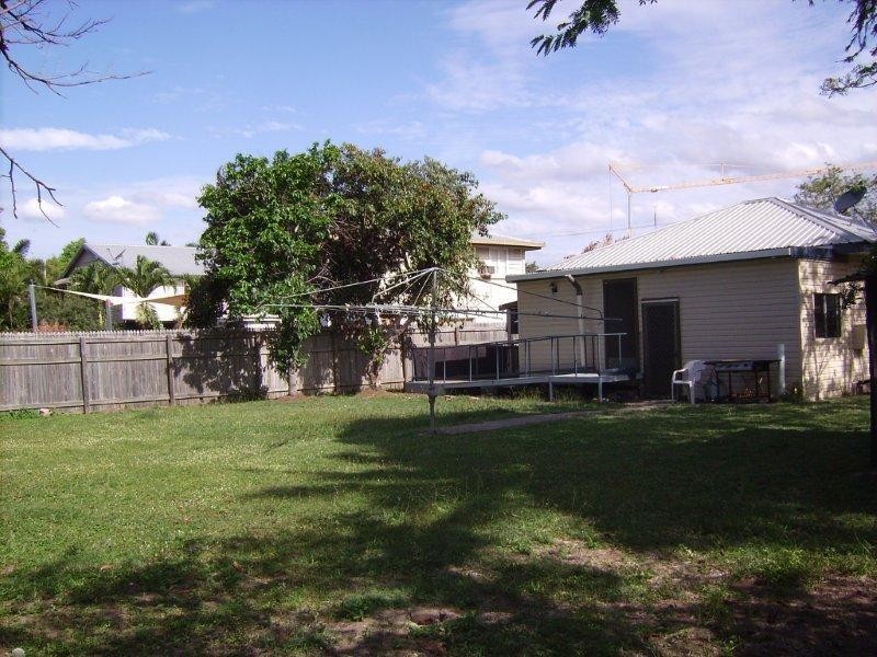 130 Howlett, Currajong QLD 4812