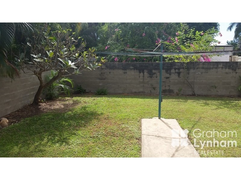 1/39 Roberts Street, Hermit Park QLD 4812