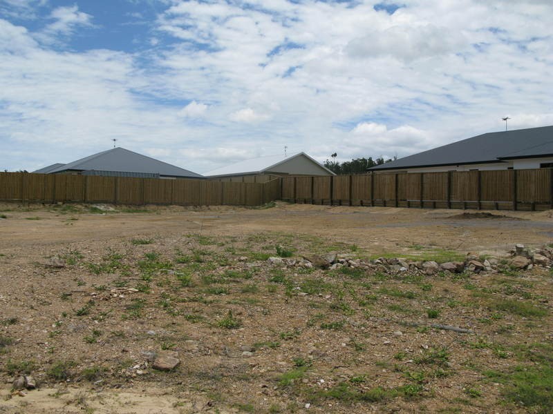 1 Cowrie Court, Bushland Beach QLD 4818