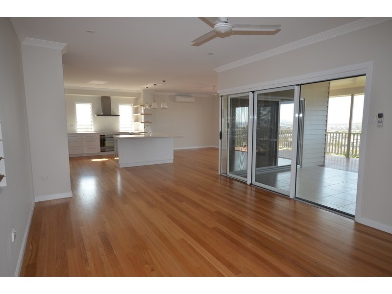 6  Kallanda Street, Mount Louisa QLD 4814