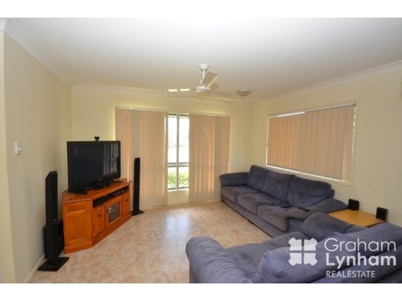 6 Moor Court, Kelso QLD 4815