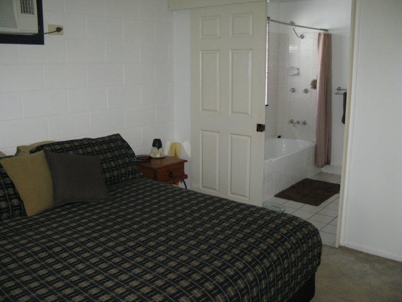 8 Faulkner Street, Burdell QLD 4818