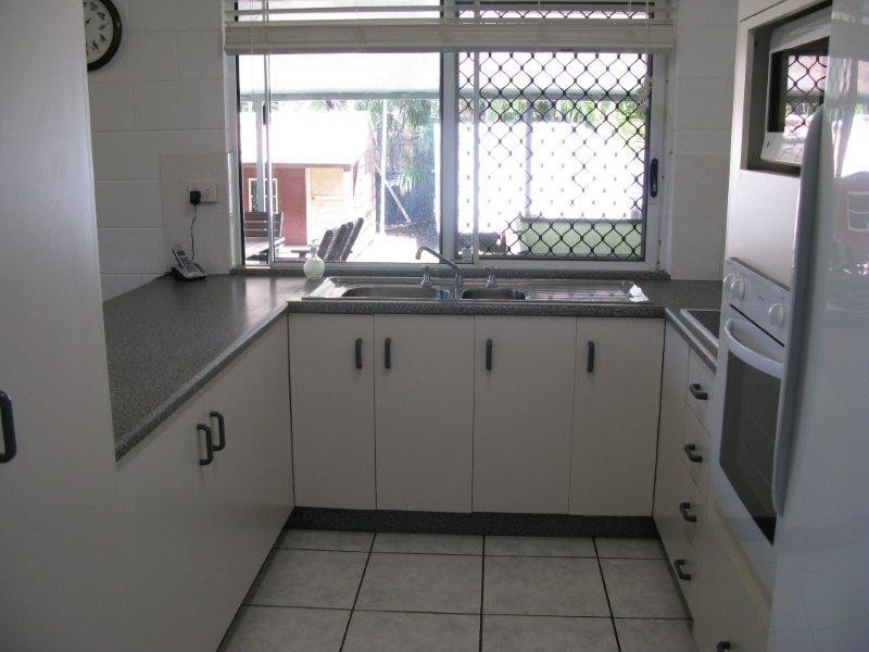 8 Faulkner Street, Burdell QLD 4818