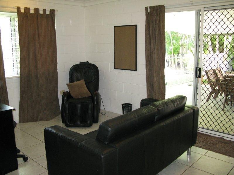 8 Faulkner Street, Burdell QLD 4818