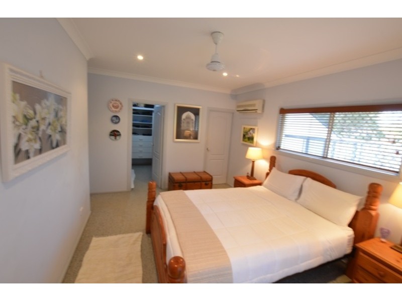 11 Ellesons Place, Douglas QLD 4814