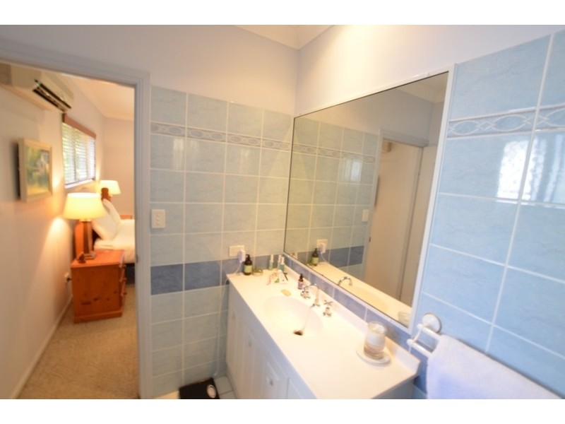 11 Ellesons Place, Douglas QLD 4814