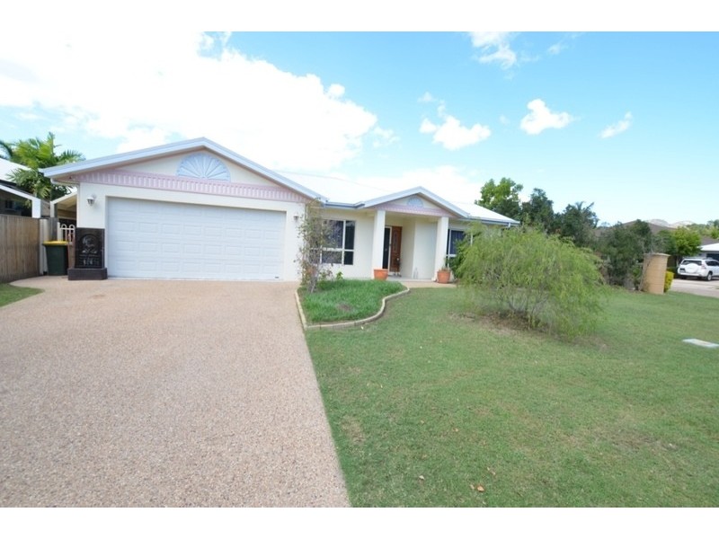 11 Ellesons Place, Douglas QLD 4814