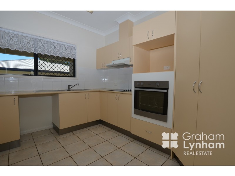 31 Lomond Street, Kirwan QLD 4817