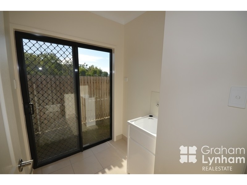 54 Batiki Crescent, Burdell QLD 4818