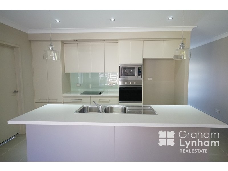 63 Franklin Drive, Mount Louisa QLD 4814