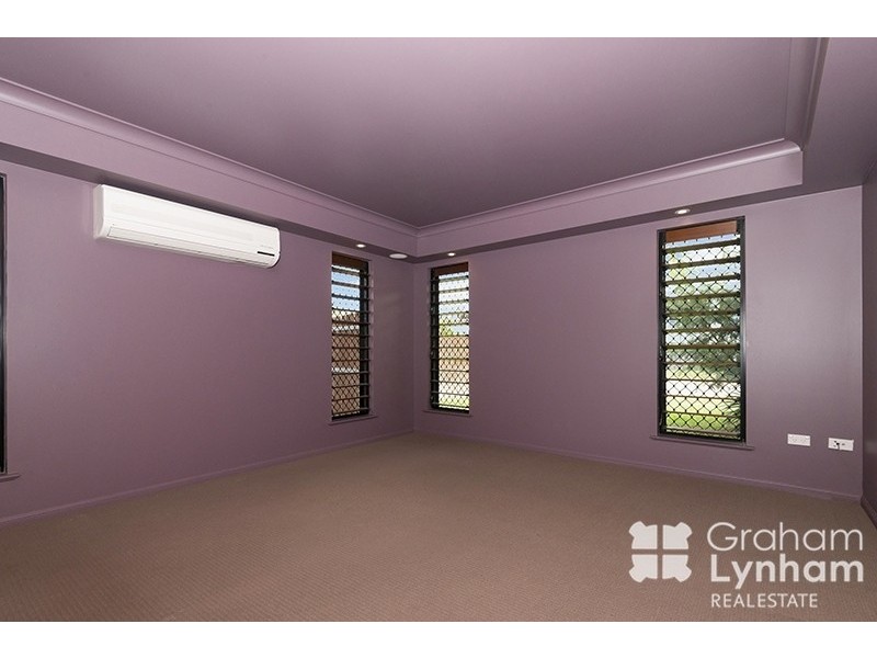 4 Cassidy Street, Bushland Beach QLD 4818