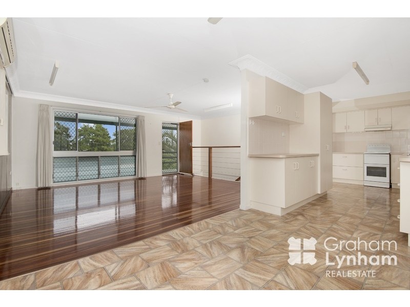 30 Sonia Street, Rasmussen QLD 4815