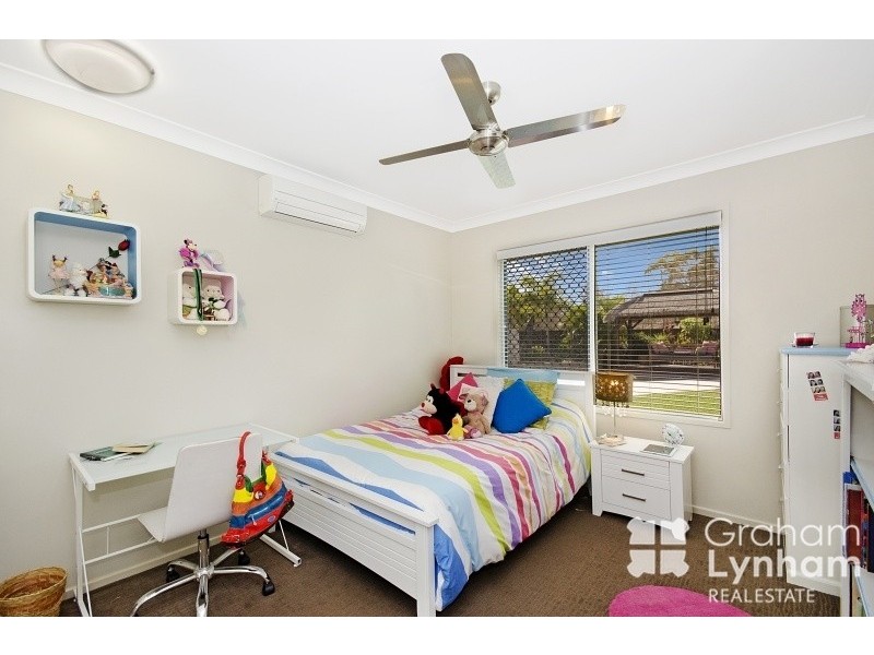 6 Polmaise Close, Burdell QLD 4818