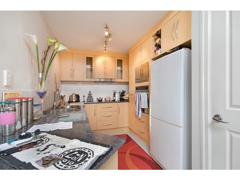 204/9 Anthony Street, South Townsville QLD 4810