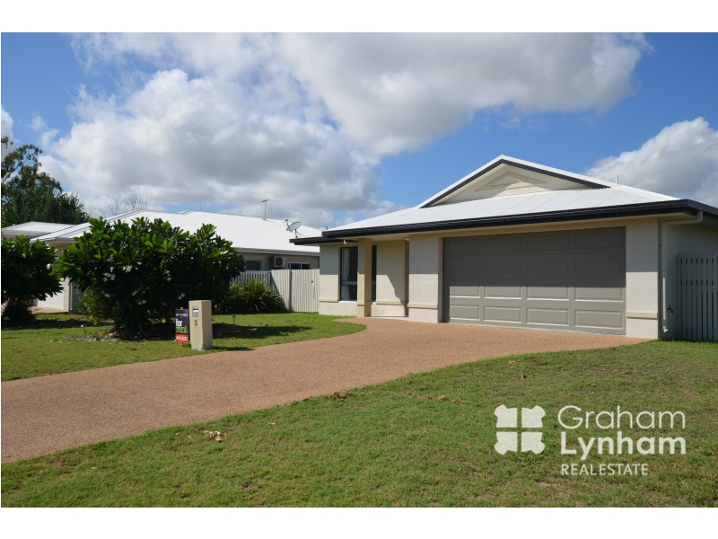 3 Fitzallan Street, Bushland Beach QLD 4818