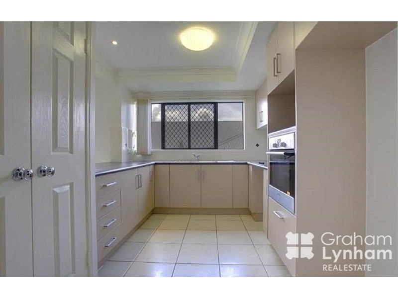 19 Chapple Street, Mount Louisa QLD 4814