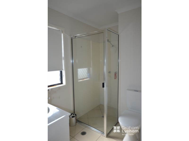 5 Malibu Parade, Mount Louisa QLD 4814