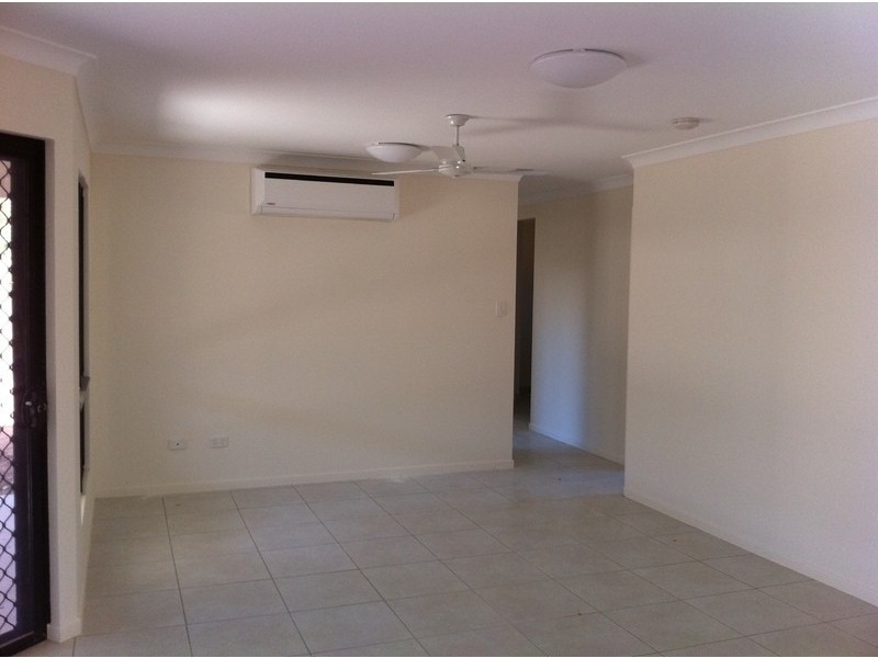 44 Burlingon Circuit, Mount Louisa QLD 4814